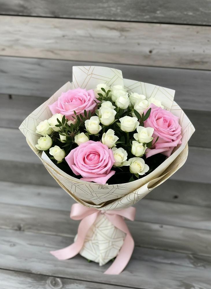 Букет цветов из: Розы в Полянах Рязанская область