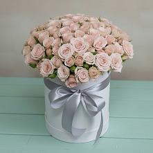 Цветочная композиция из Розы в шляпной коробке в Полянах Рязанская область