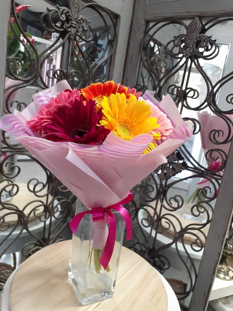 Букет цветов из: Герберы в Полянах Рязанская область