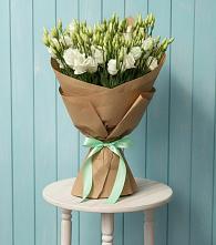 Букет цветов из:  Лизиантусы в Полянах Рязанская область