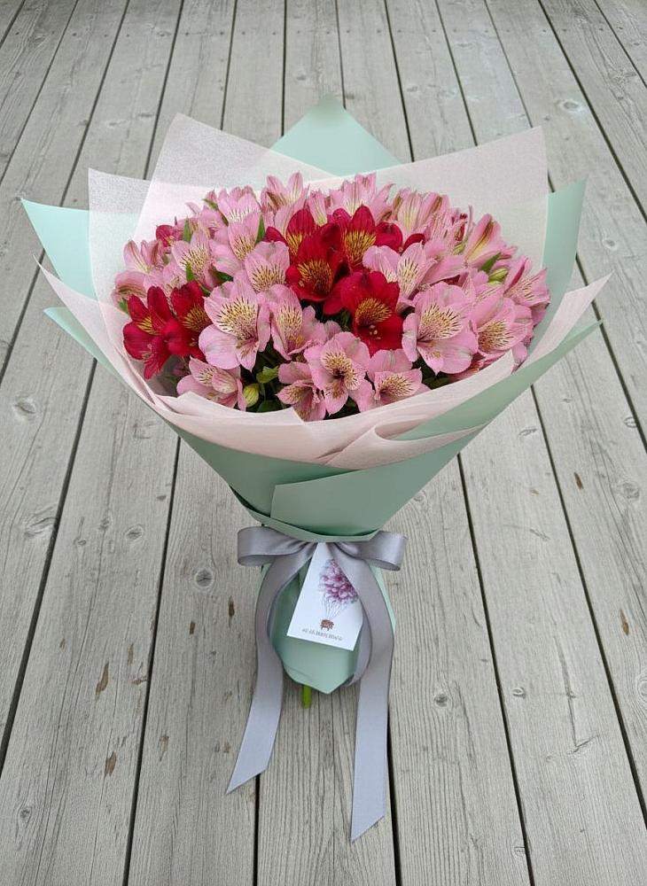 Букет цветов из: Альстромерии в Полянах Рязанская область