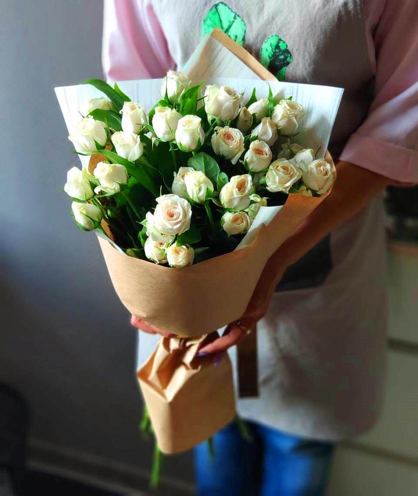 Букет цветов из: Розы в Полянах Рязанская область