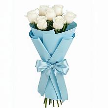 Букет 7 белых роз Проуд в Полянах Рязанская область