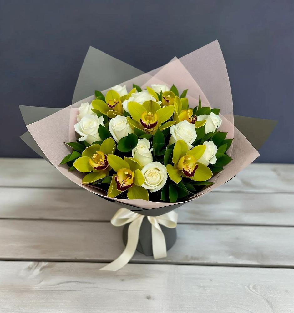 Букет цветов из: Орхидеи и Розы в Полянах Рязанская область