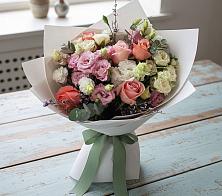 Букет цветов из:  Розы, Лизиантусы и Гвоздики в Полянах Рязанская область