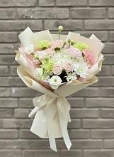 Букет цветов из:  Гвоздики, Розы, Лизиантусы и Хризантемы в Полянах Рязанская область