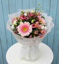 Букет цветов из:  Герберы, Альстромерии и Лизиантусы в Полянах Рязанская область