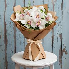 Букет цветов из:  Орхидеи и Розы в Полянах Рязанская область
