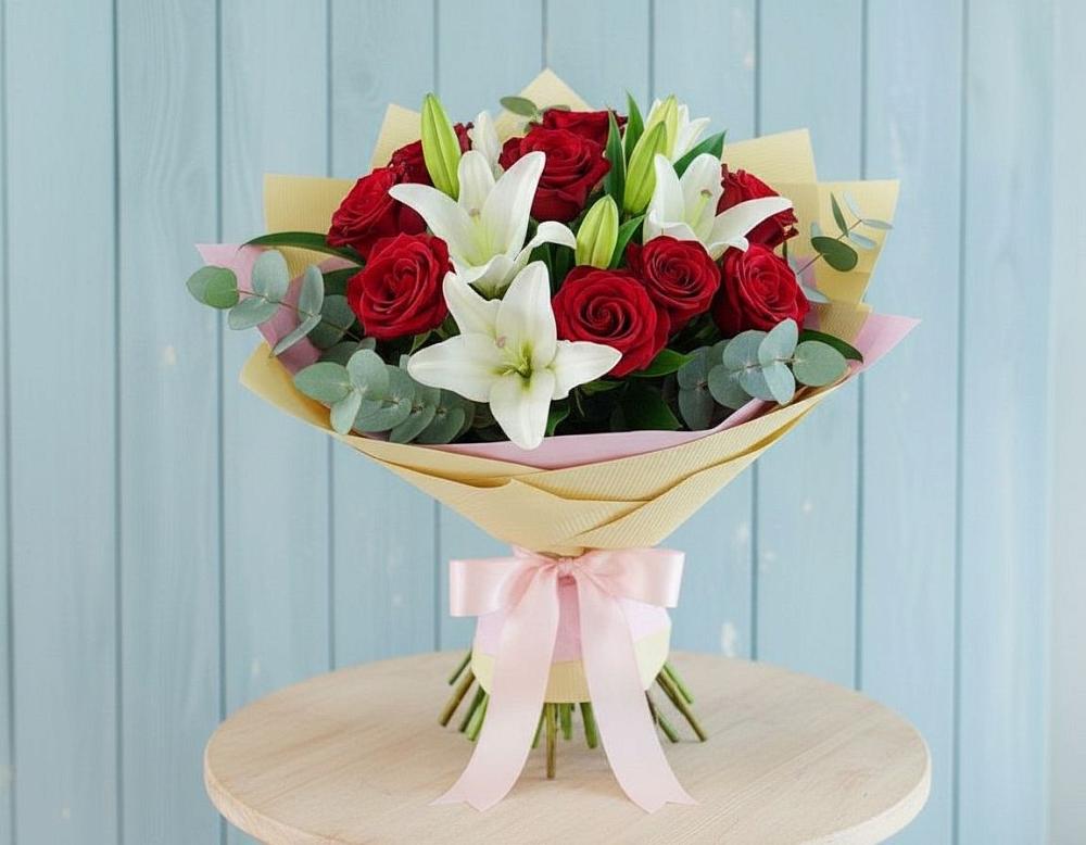 Букет цветов из: Лилии и Розы в Полянах Рязанская область